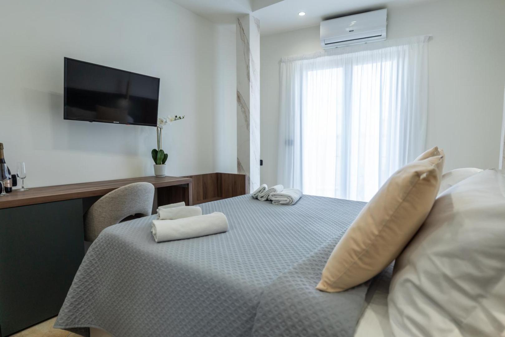 San Giusto Rooms Giardini Naxos Exterior foto